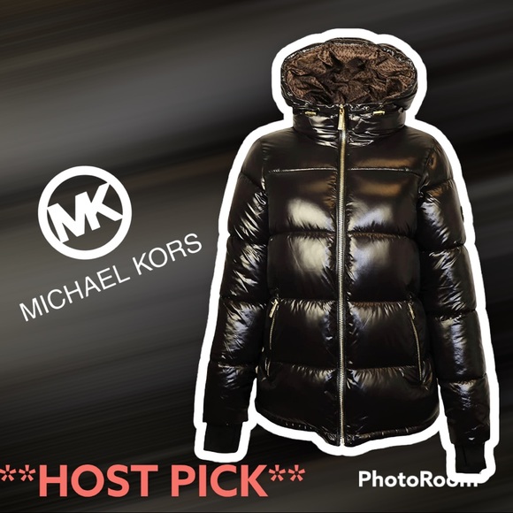 Michael Kors Jackets & Blazers - 🎉HOST PICK🎉- 🧥Michael Kors Coat